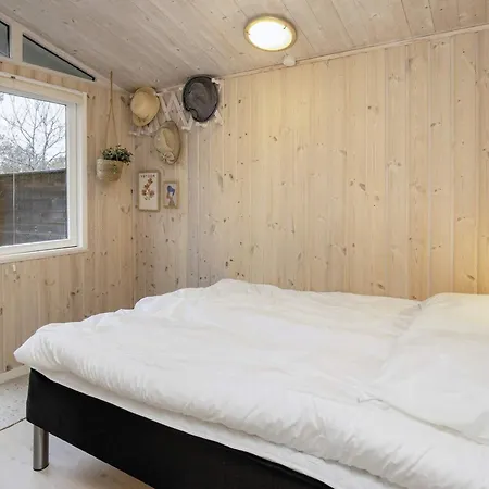 Holiday home Iv Lokken