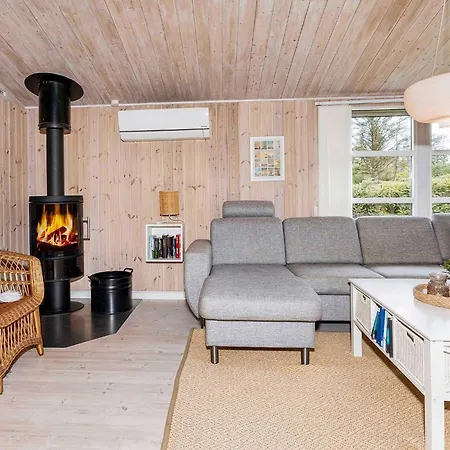 Holiday home Iv Lokken