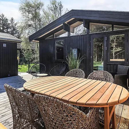 Iv Holiday home Lokken