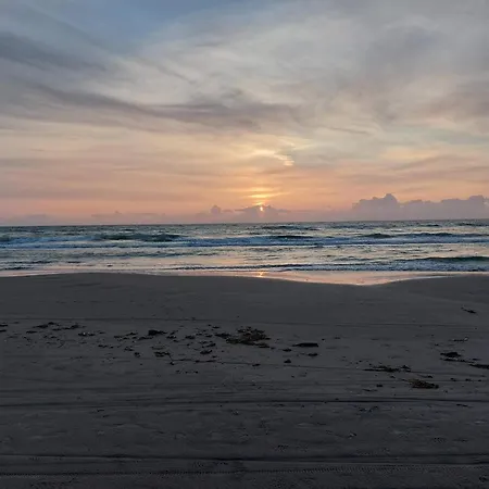 Tranquil Retreat - By Traum * Løkken